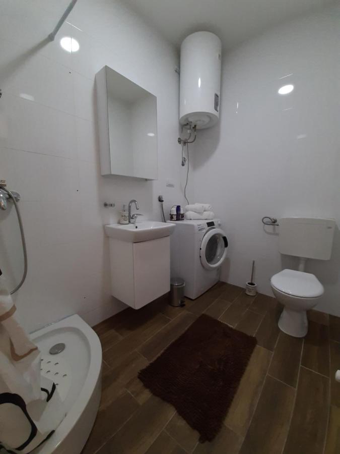 Apartman Viaggio Sremska Mitrovica Luaran gambar