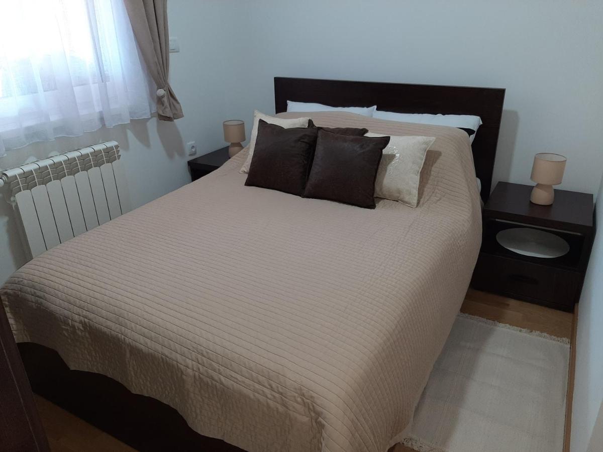 Apartman Viaggio Sremska Mitrovica Luaran gambar