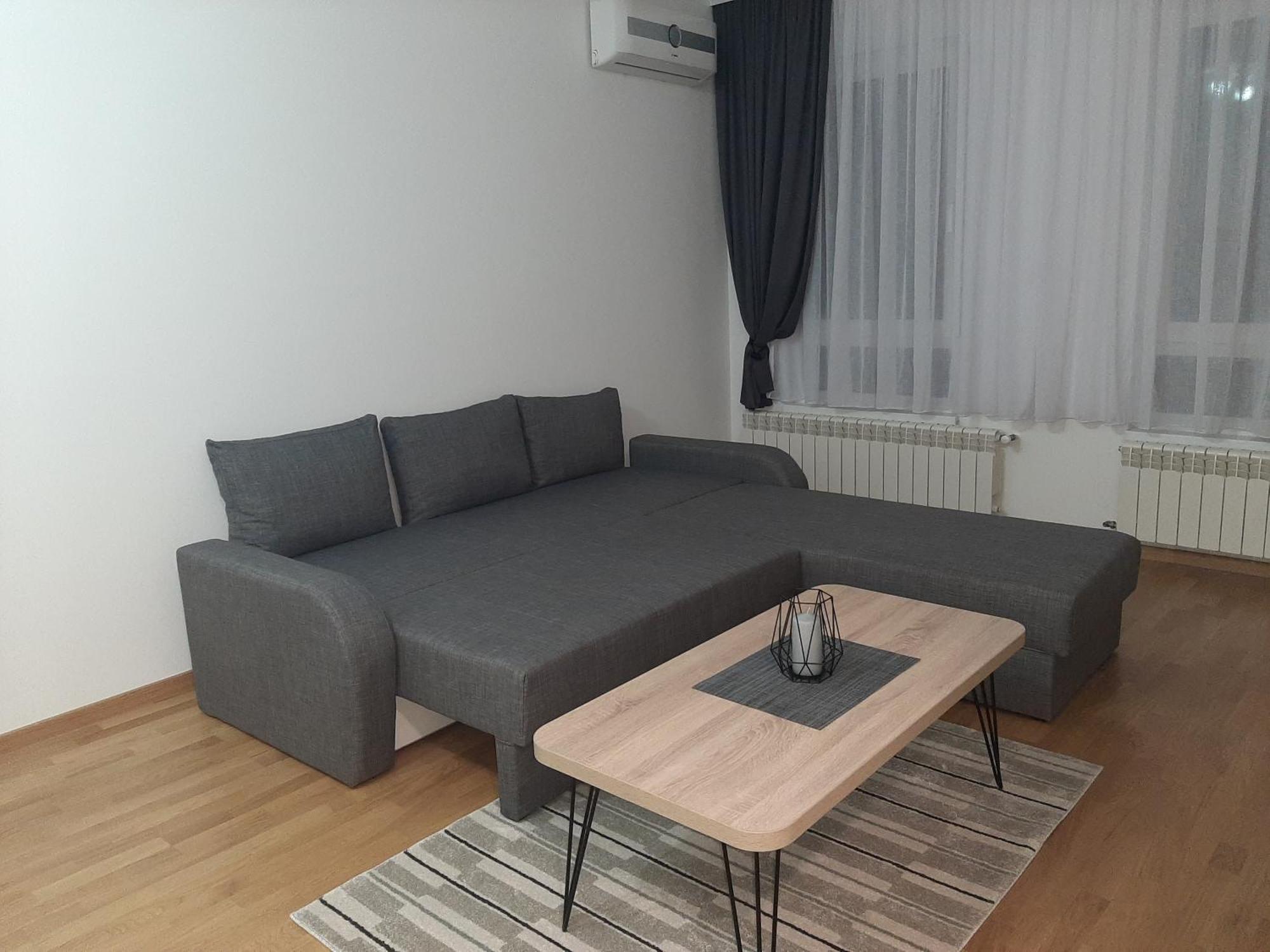 Apartman Viaggio Sremska Mitrovica Luaran gambar